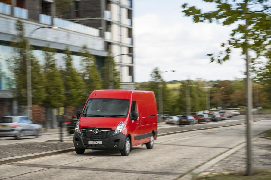  Vauxhall Movano Van 2019 года  (фото 27 из 38)